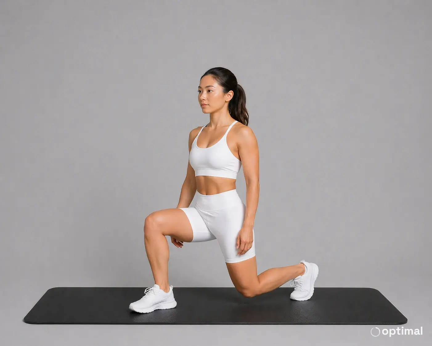 Reverse lunge lowered position